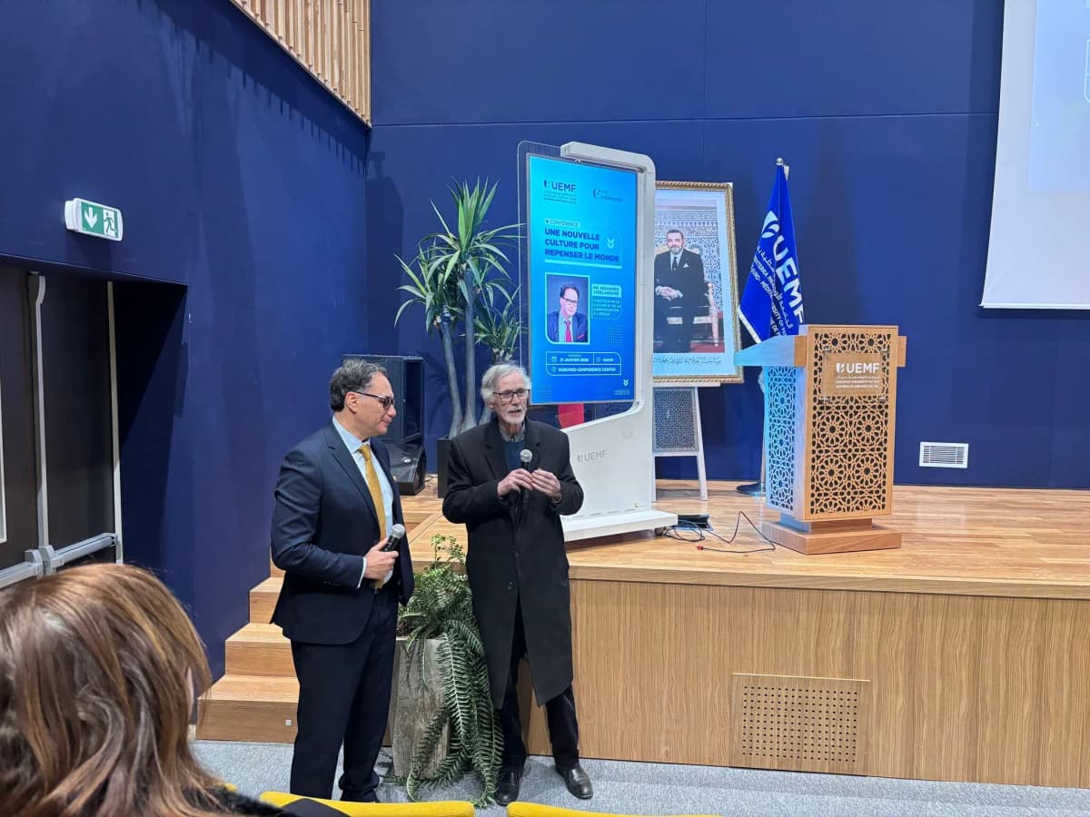 Une nouvelle culture pour repenser le monde : conférence du Pr. Mohamed Zinelabidine