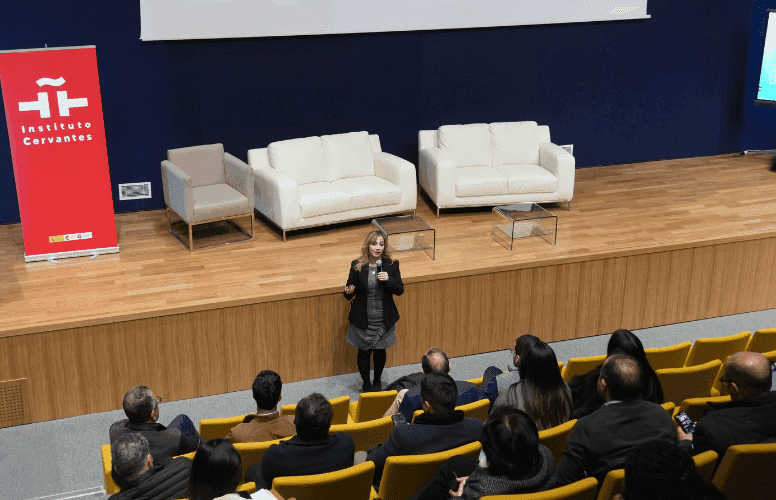 Développement cognitif et sciences humaines : conférence de Pr. Majda Nniya en collaboration avec l’Institut Cervantes
