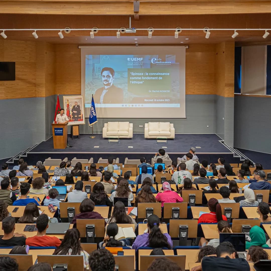 Faculté des Sciences Humaines et Sociales